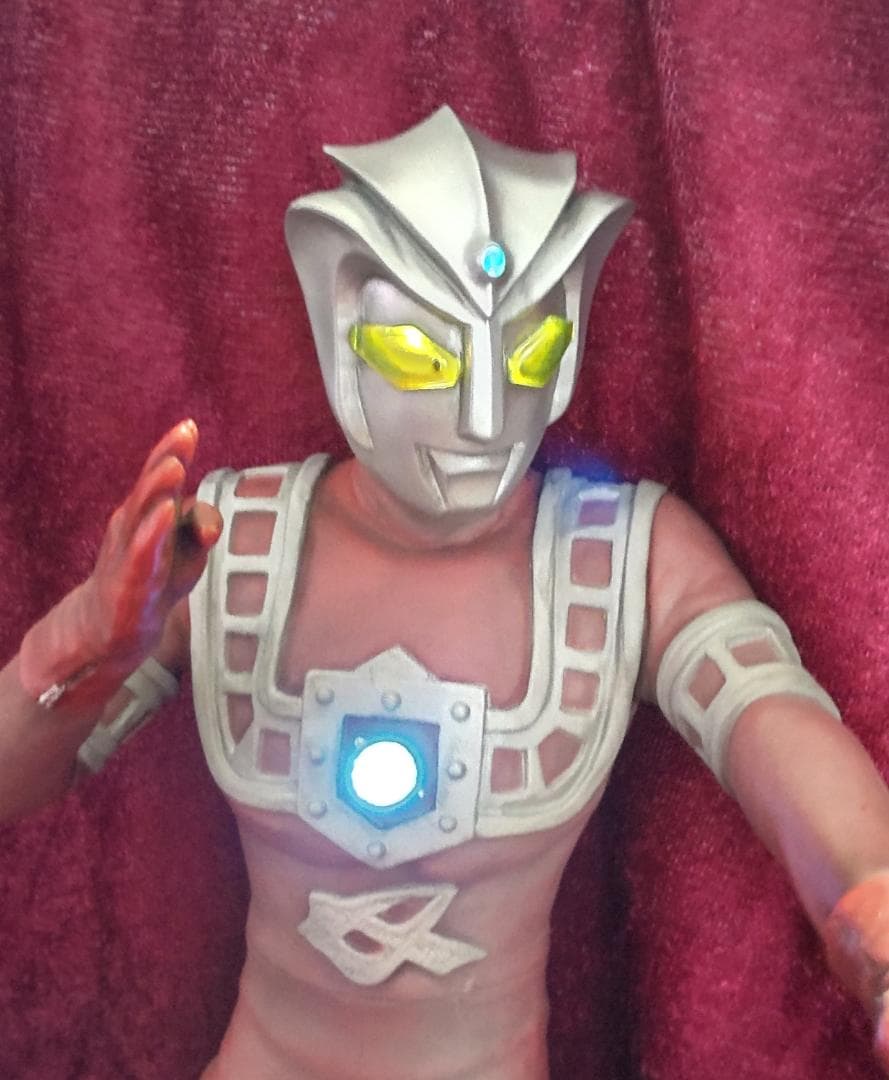 CCP アストラ 発光ギミック付 ツブラヤストア限定 劇中Ｖｅｒ　ウルトラマン