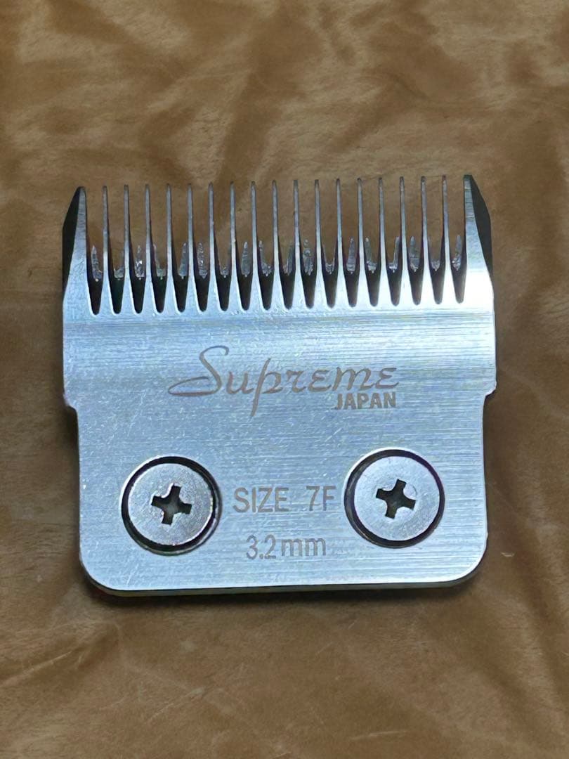 ☆SUPREME(サプリーム) ペット用バリカン。