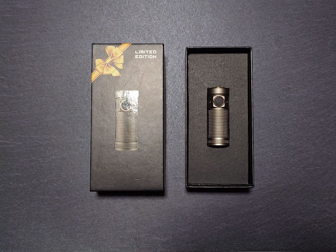【希少！美品】Olight S Mini Ti 限定版 懐中電灯