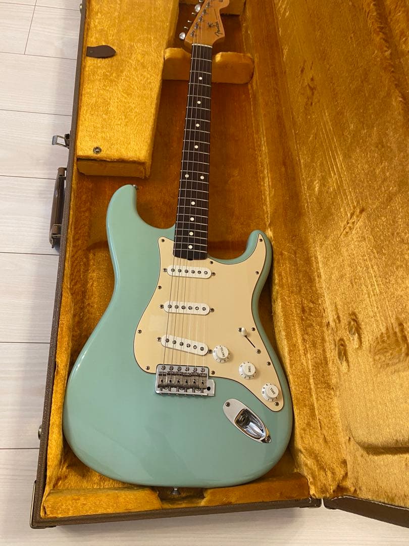 Fender アメリカンビンテージ62 ストラト