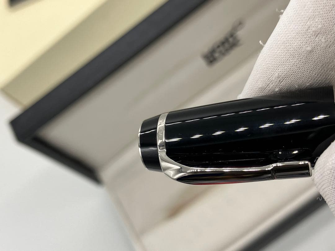 【未使用品】モンブラン ボエム 万年筆 ペン先14K ブラック シルバー