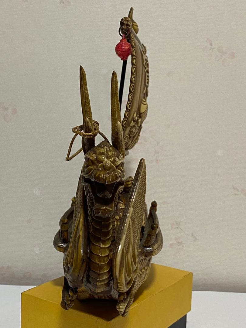 ♦セルロイド製 細密 龍に七福神宝船縁起物 置物飾り 富士山 鶴に亀 骨董品