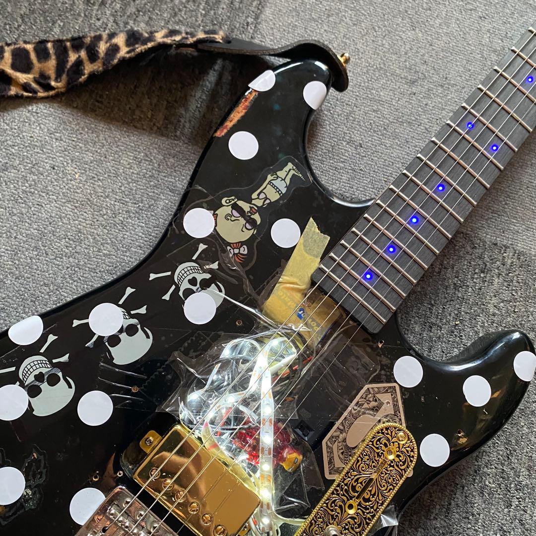 LEDネック！ブラックストラトキャスター！LIVE激目立ち！一点物