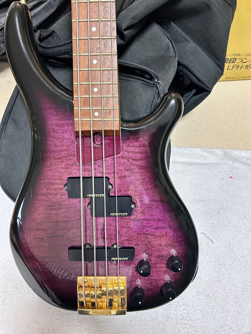 Fernandes エレキベース 紫 4弦