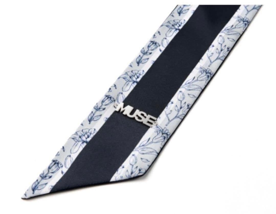 【新品】公式 JIMIN ジミン MUSE タイスカーフ ＆ ピンブローチ