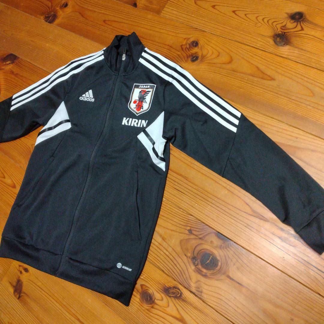 サッカー日本代表トレーニングジャージ