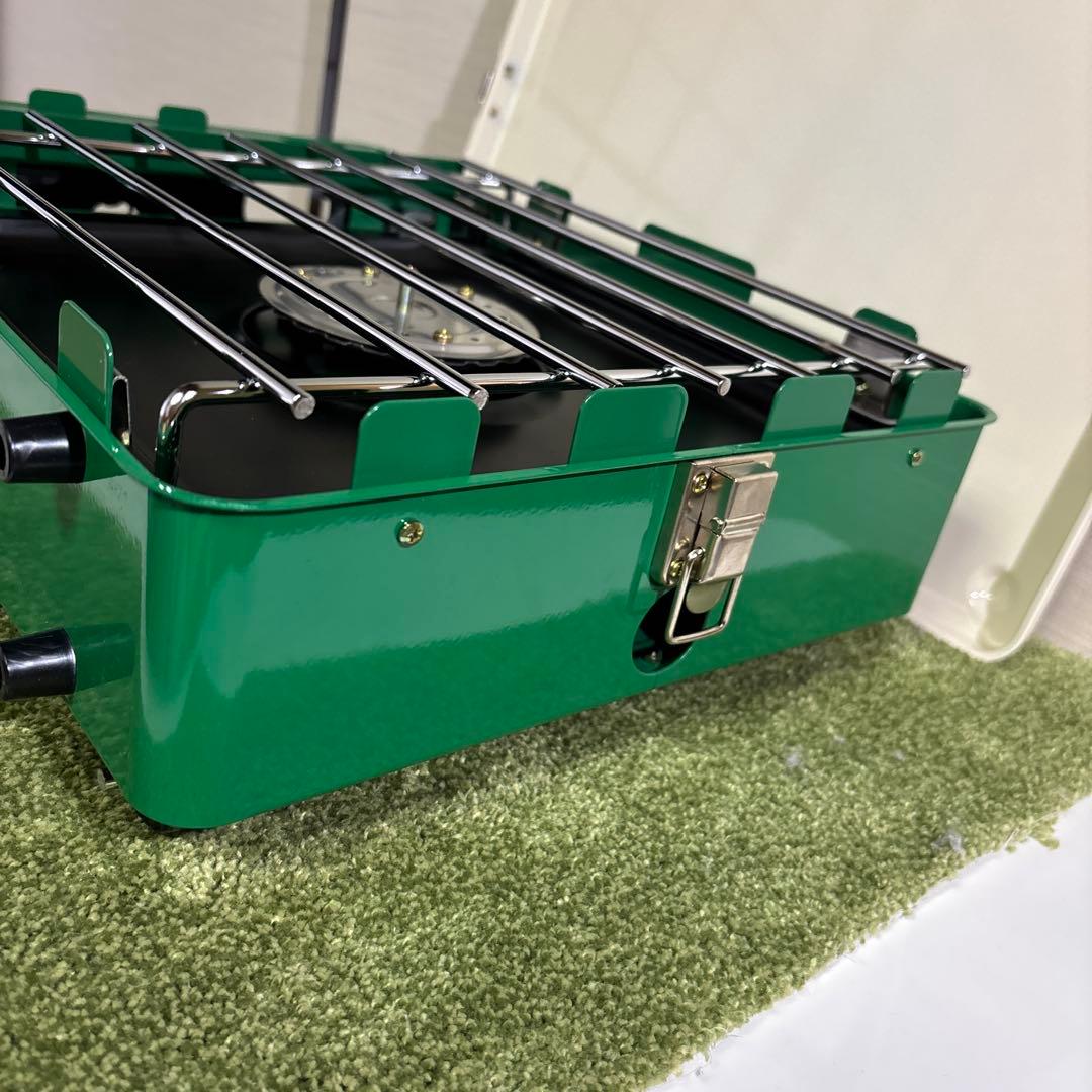 アウトドアガスコンロ（足付き）　レトロ 国際産業株式会社