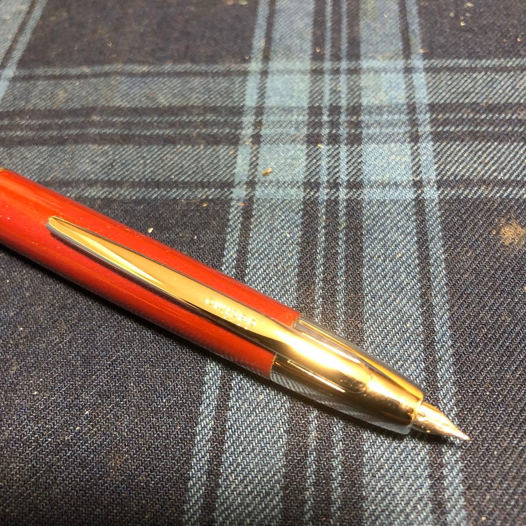 キャップレス万年筆デシモ　2009年限定　パールレッド　ラメ入り赤　極細字ＥＦ