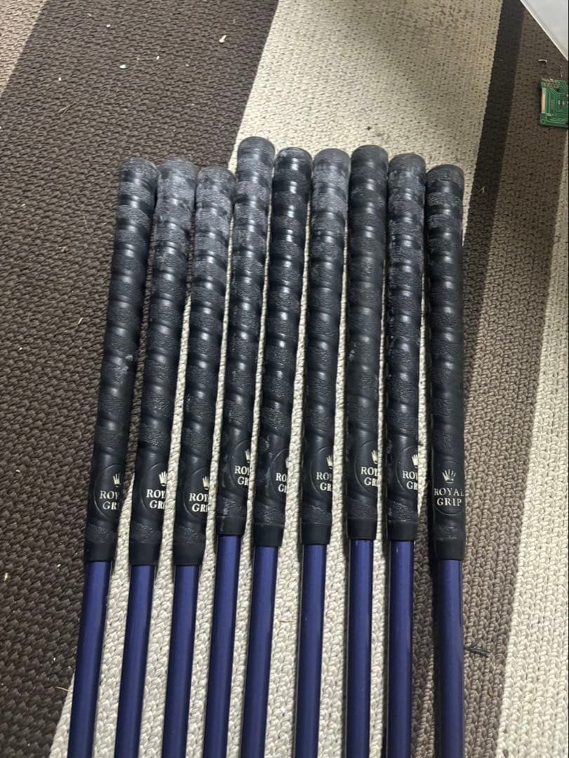 GRAFITTECH アイアンセット 9本