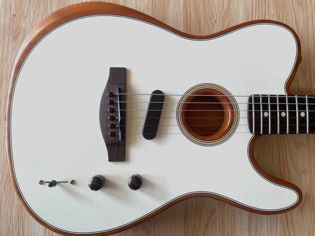 Fender acoutasonicplayer Telecaster ホワイト