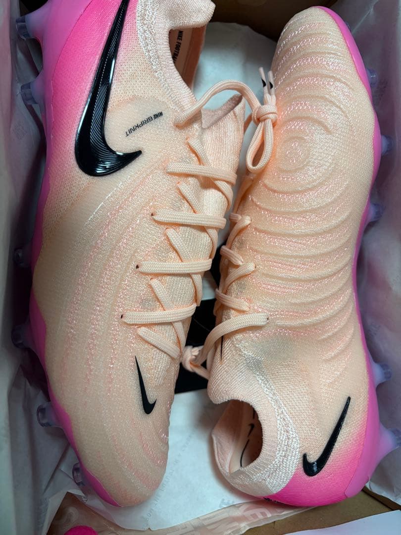 Nike サッカーシューズ FG ピンク/ベージュ