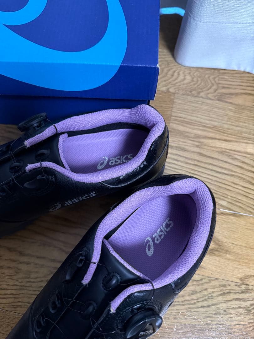 asics ゴルフシューズ