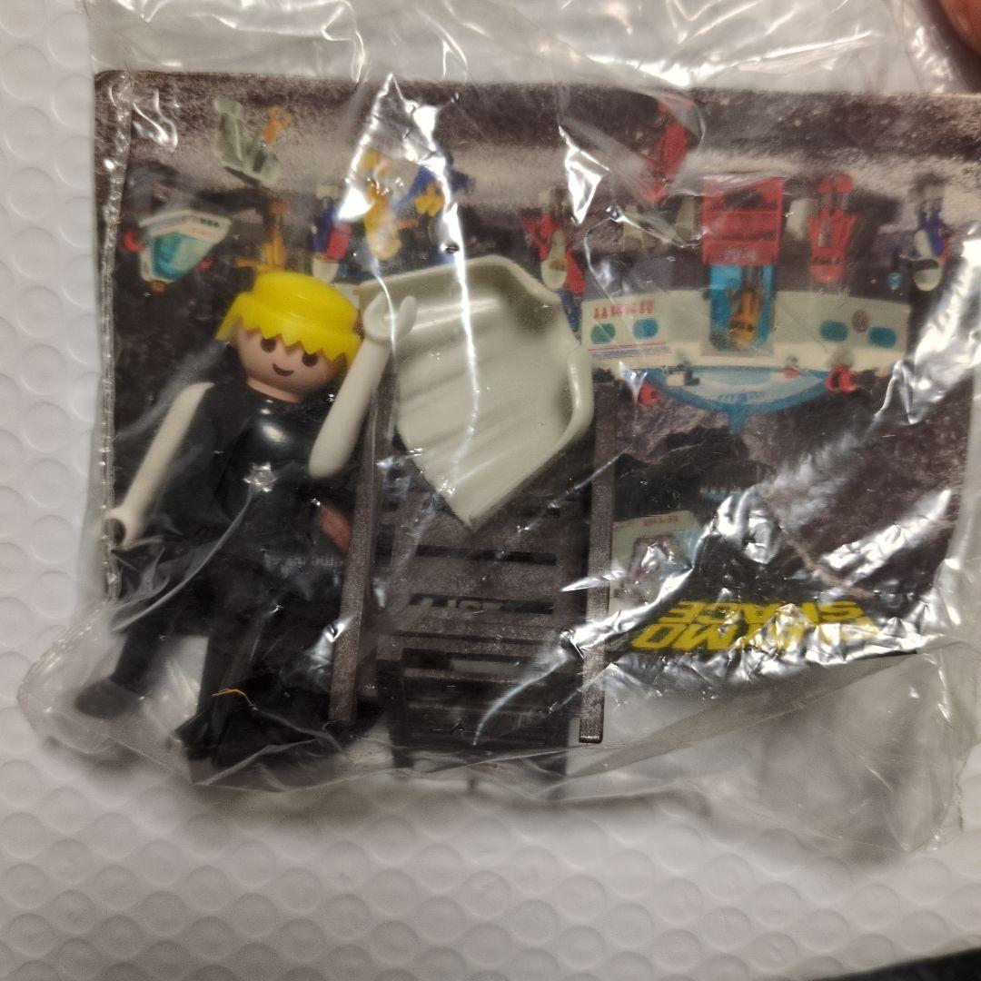 プレイモービル 　保安官、保安官の馬、インディアン、少女、農夫フィギュアセット