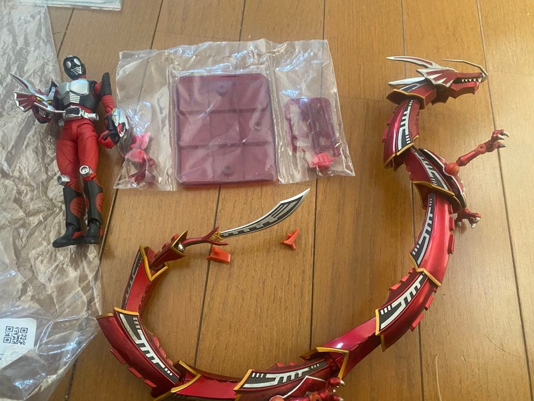 sh フィギュアーツ　龍騎　　ジャンク