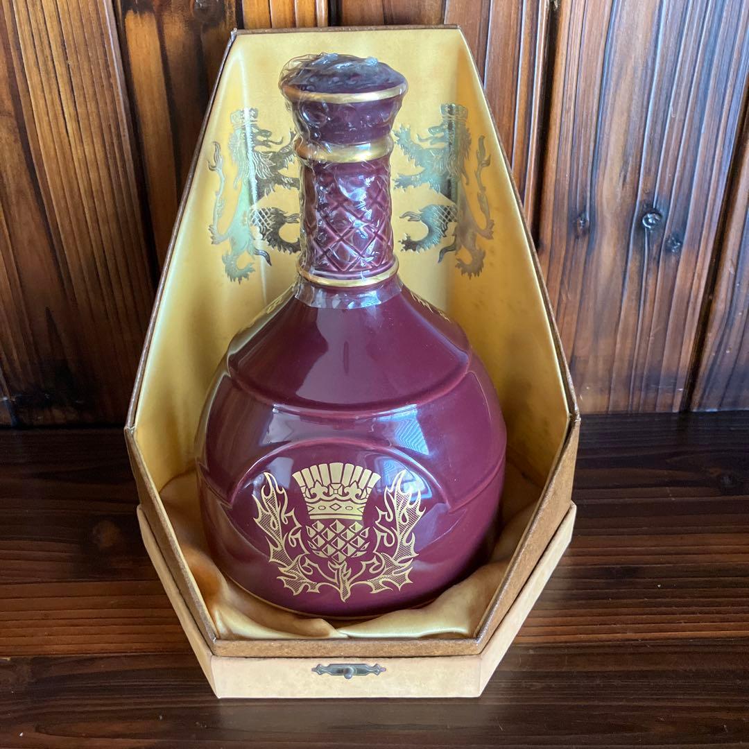 未開栓KING OF SCOTSウィスキー　ロイヤル　ウィンザー陶器、25年