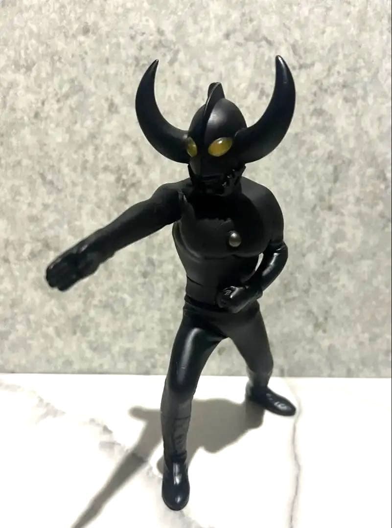 【500個限定】CCP DIVEウルトラマンシリーズブラックフィギュア７体セット