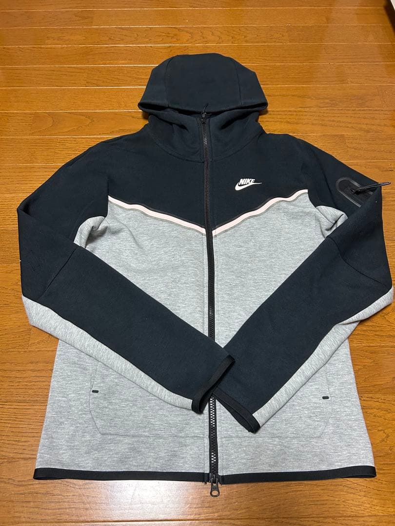 NIKE テックフリース xs