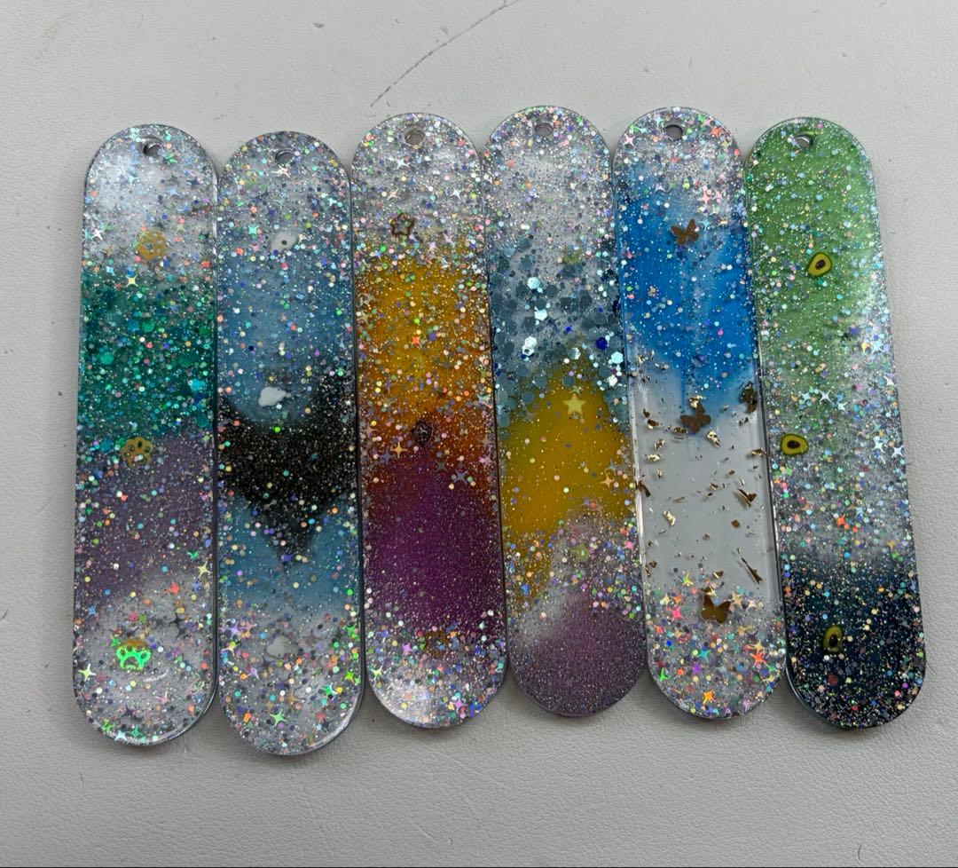 王一博 新作　可愛い　栞　レジンキーホルダー 6点セット❣️0206