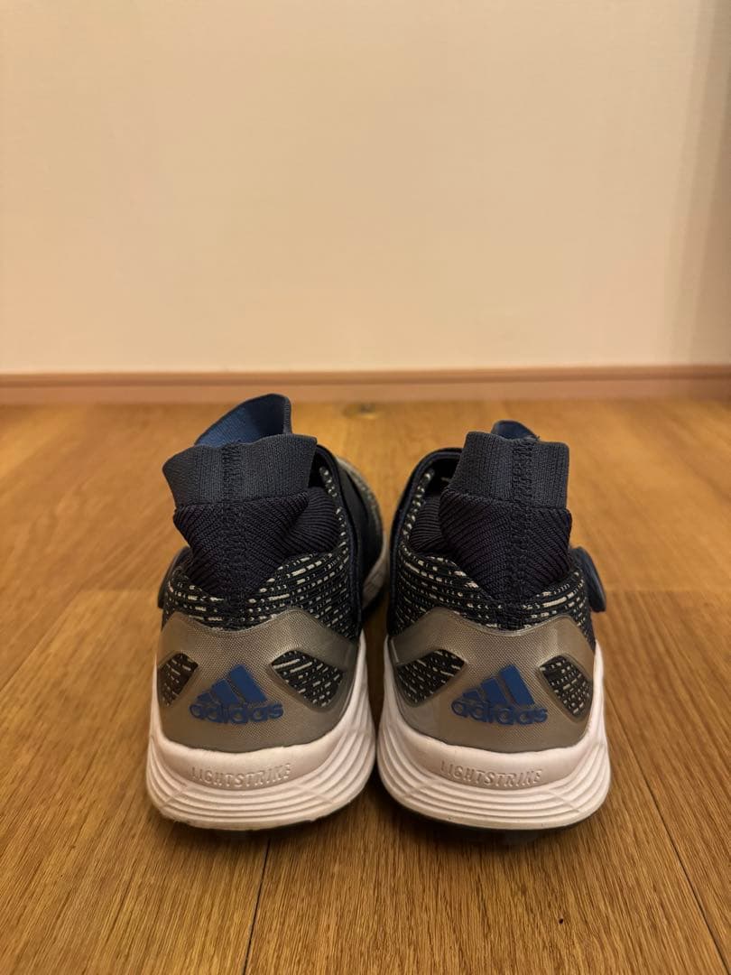 adidas ゴルフシューズ