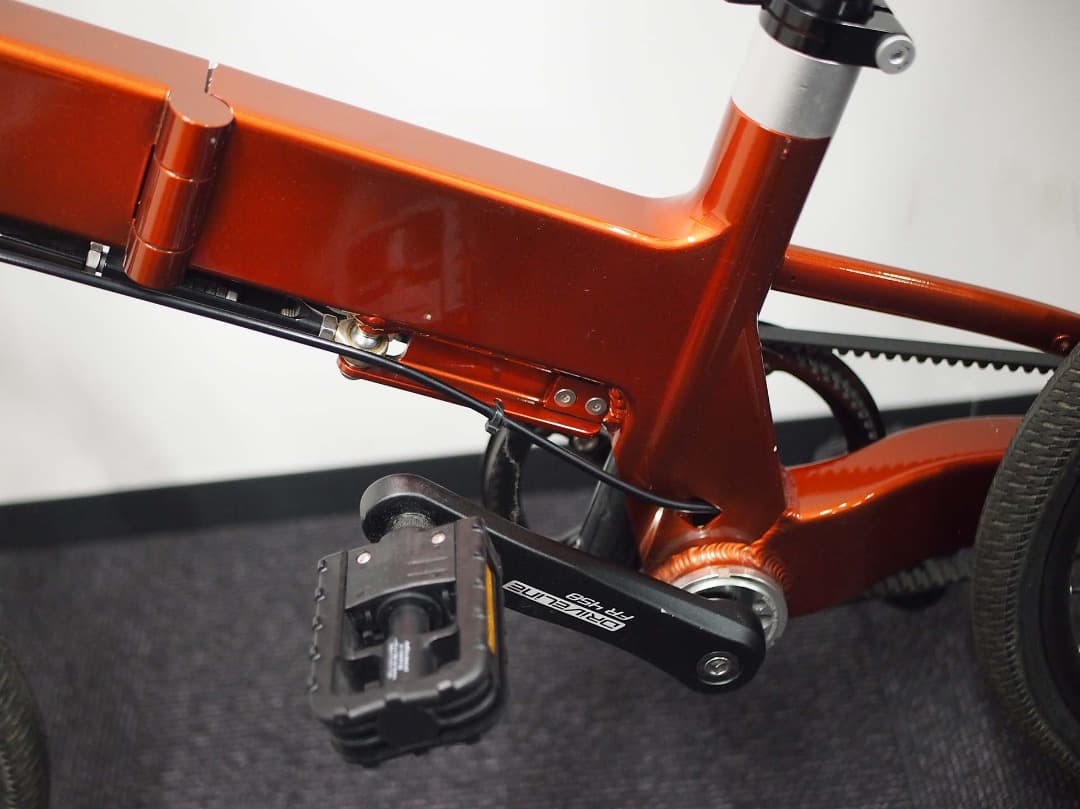 美品　デザイナー折りたたみ自転車 ブリックレッド3