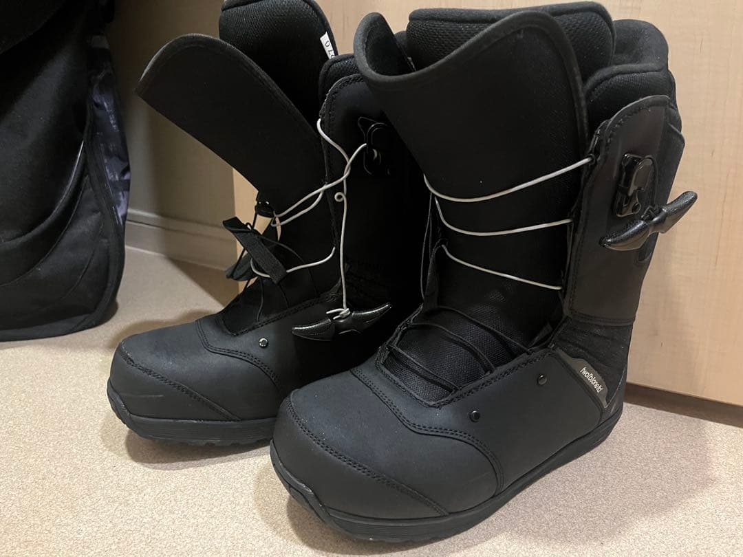 【特価】スノーボードセット ボード+バインディング+27cmブーツ+手袋