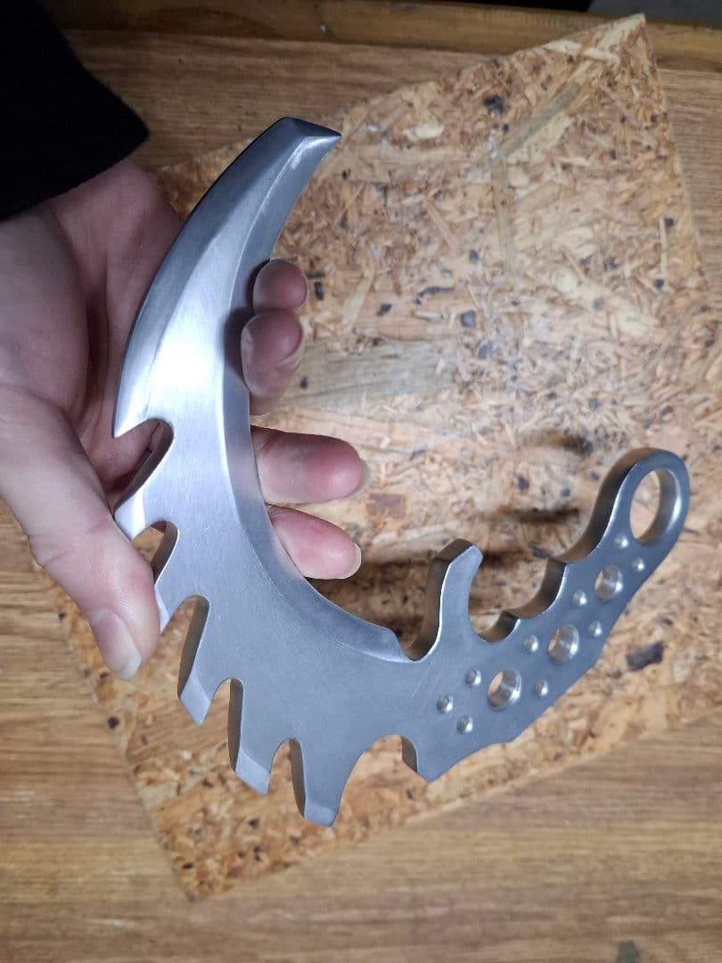 トレーニング　カランビット