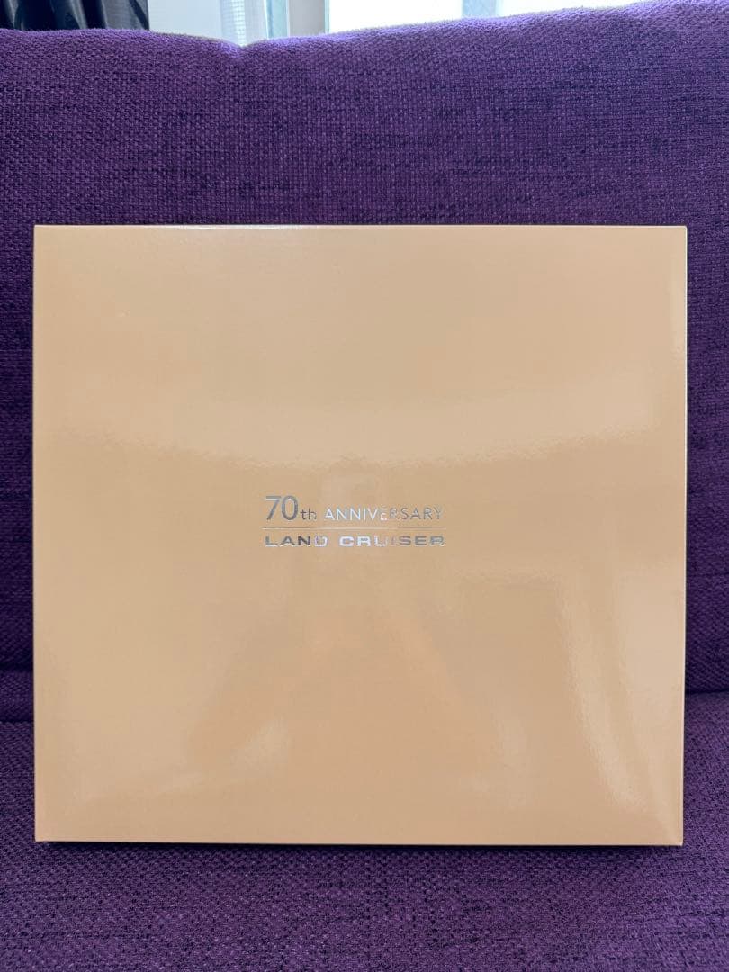 ランドクルーザー　ピンバッチ　非売品　70周年記念　ランクル