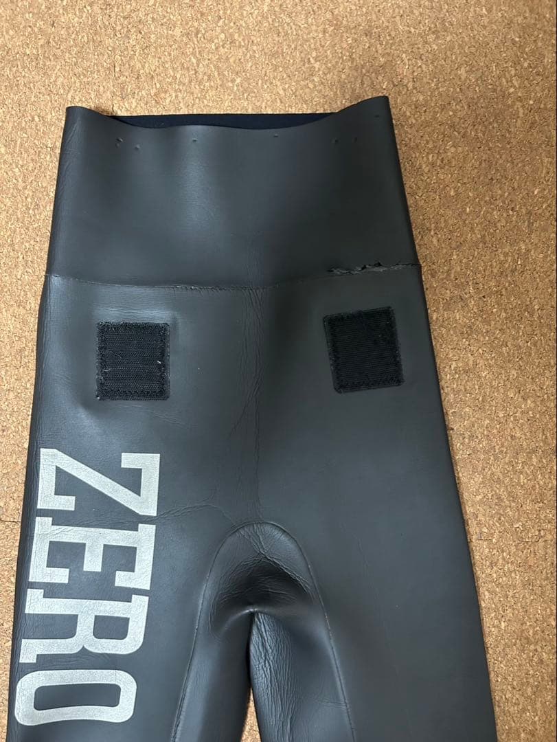 トライアスロン　ウェットスーツ　Sサイズ