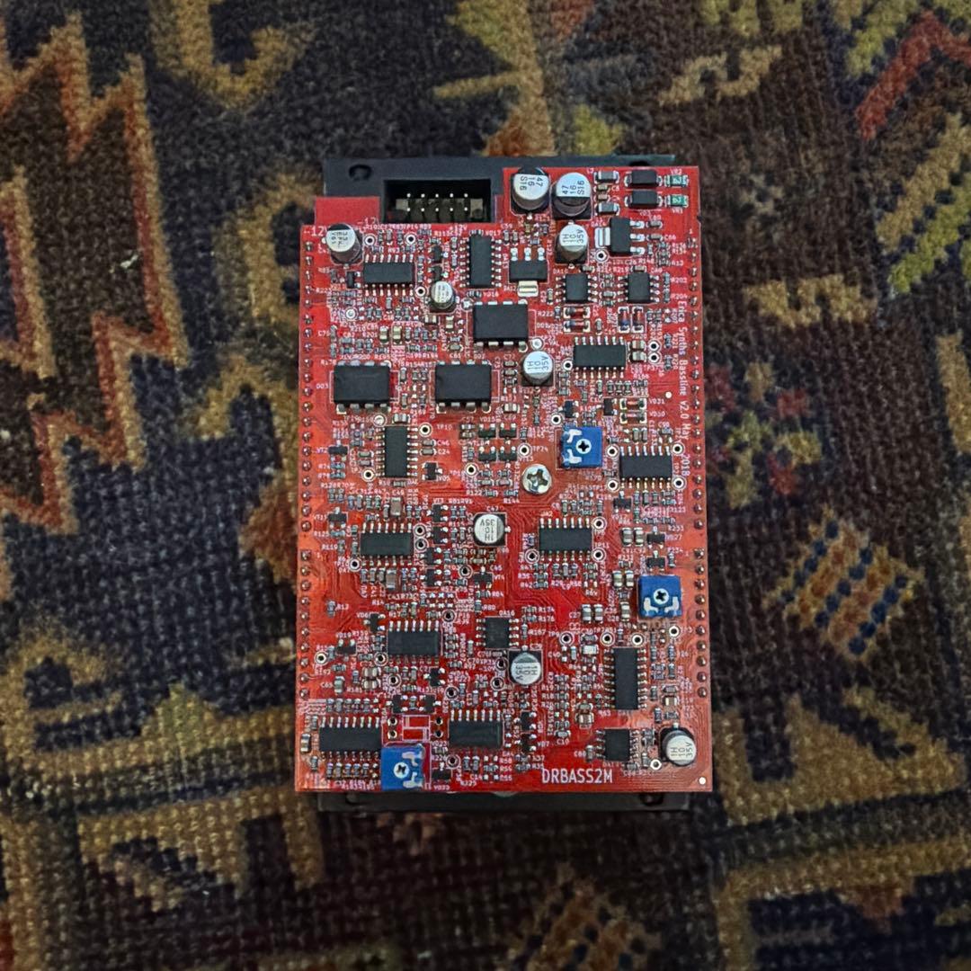 Erica Synths BASSLINE モジュラーシンセサイザー