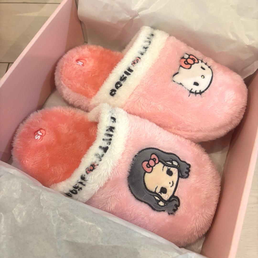 [HELLO KITTY x JISOO] ジス　ハローキティ　スリッパ