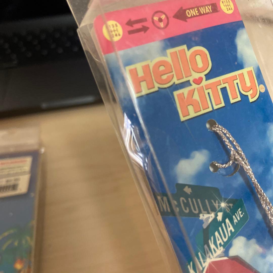 Hello Kitty 地域限定キティ　ハワイ ストラップ　2個セット