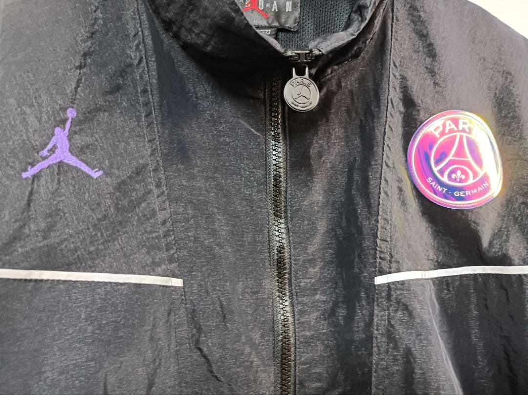 Jordan Paris Saint-Germain ウィンドブレーカー