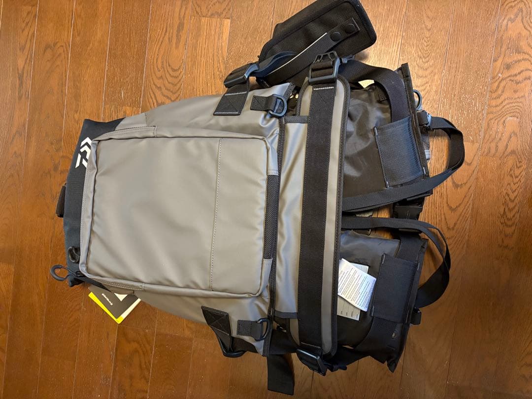 【新品未使用】　ダイワ　DF-6224 フロートゲームベスト　ライフジャケット