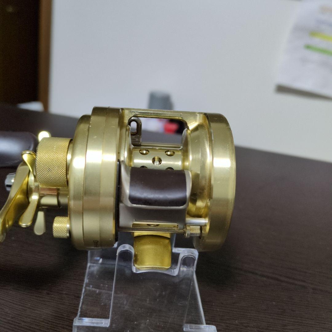 シマノ　01カルカッタコンクエスト　101