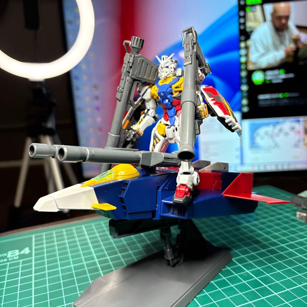 【完成品】HG 白いガンダム　部分塗装【完成品】HGUC　Gアーマー　2セット