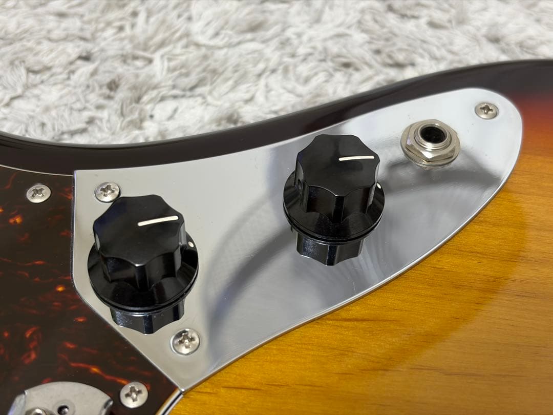 ギター Fender Japan Traditional 60s Jaguar