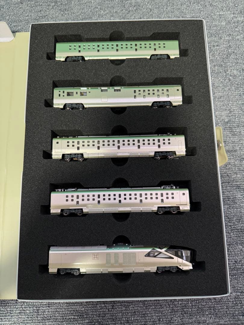 希少 KATO TRAIN SUITE 四季島 Nゲージ 10-4147