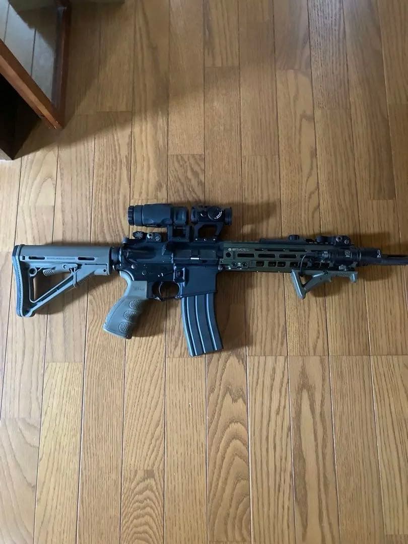 期間限定！東京マルイM4CQB-R block1 FBI SWAT HRT仕様