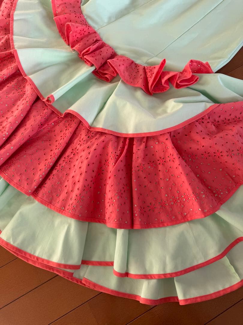 【フラメンコ衣装】再値下げ♪MOLINAフラメンコドレス４段フリル七分袖