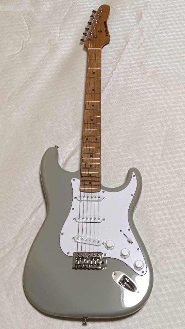 PLAYTECH エレキギター ストラトタイプ