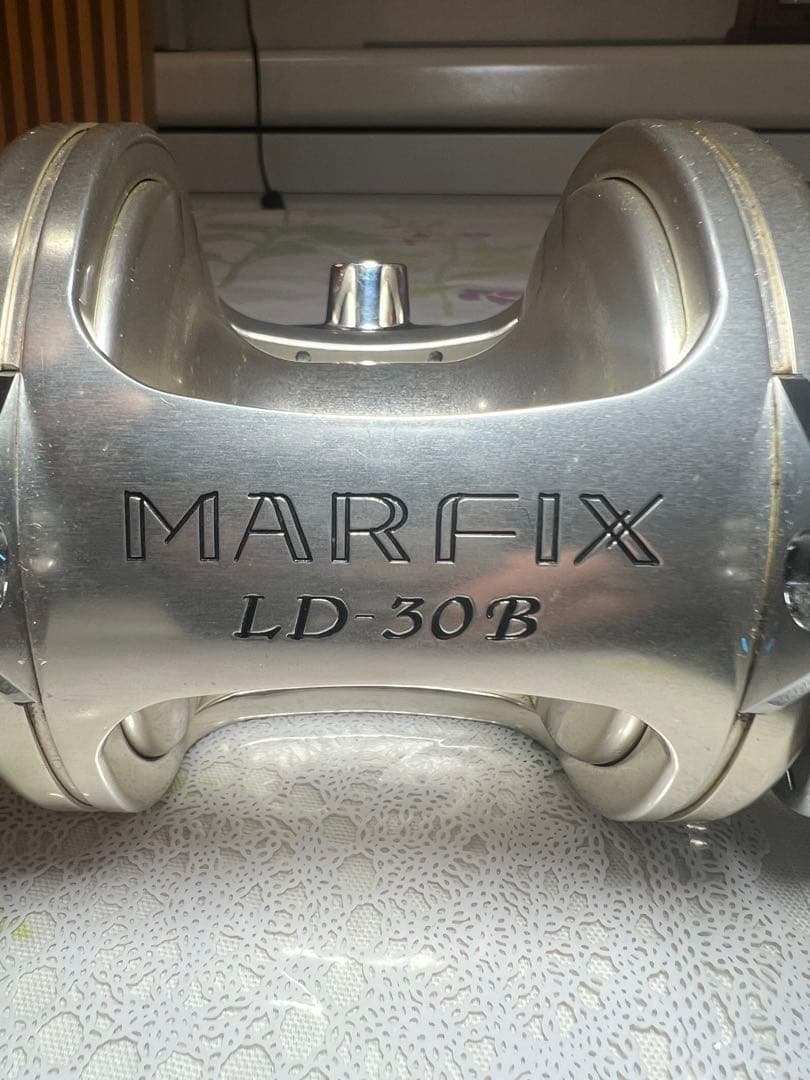MARFIX LD-30B 巻き感・糸出良好　両軸リール