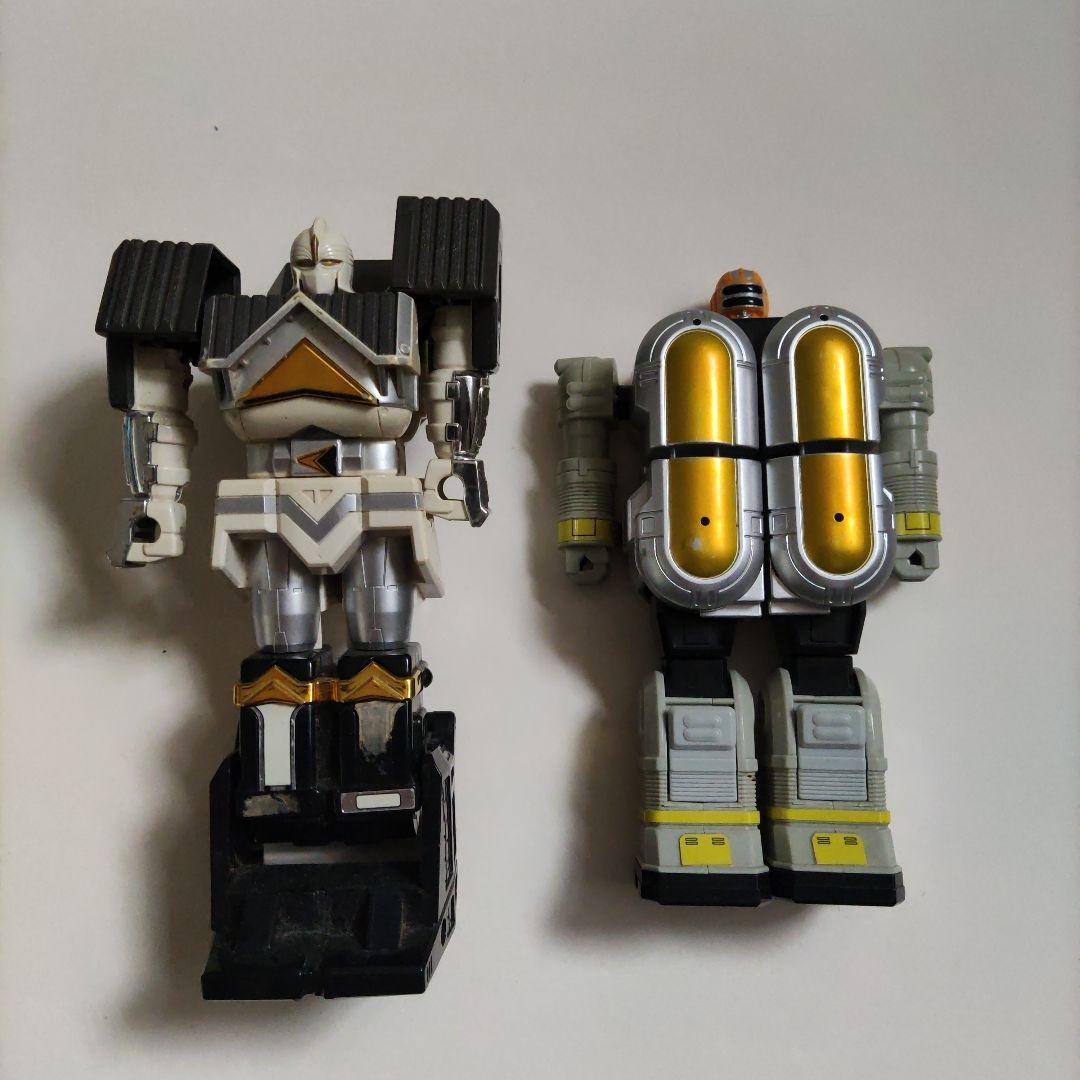 カクレンジャーフィギュア 約20cm 可動式２体