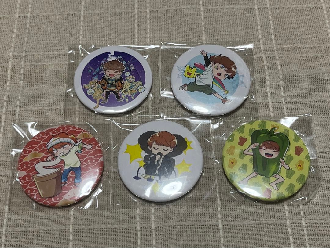 めいちゃん　サイン入り　缶バッジ