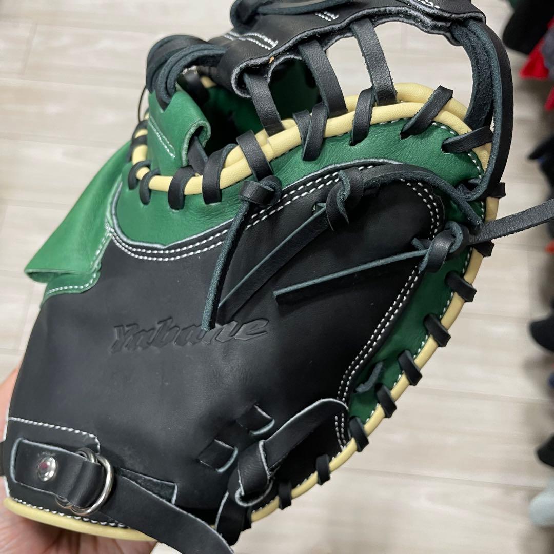 新品　美品　ヤバネ YABANE イージーキャッチャーミット 軟グローブ　黒　緑