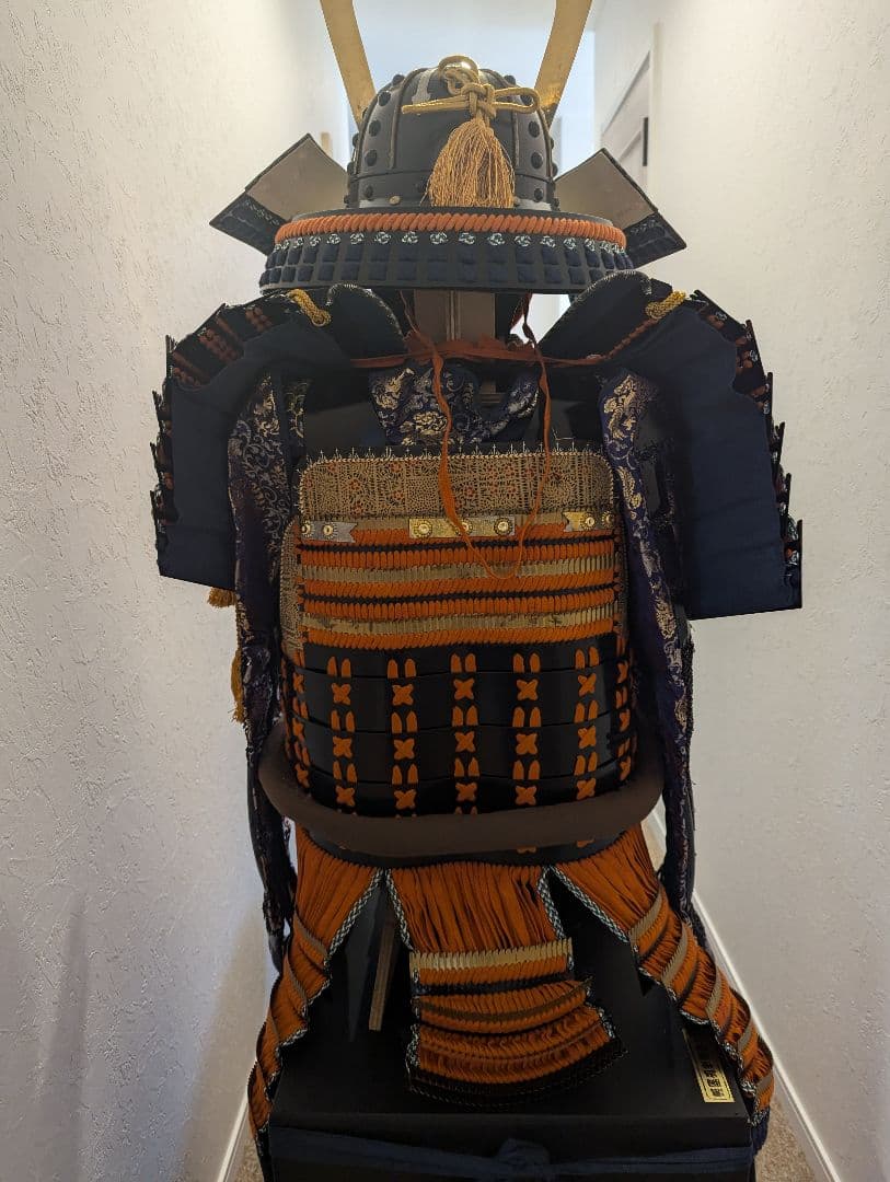 黒胴当世素掛　緋縅　等身大鎧兜　甲　鎧兜　兜