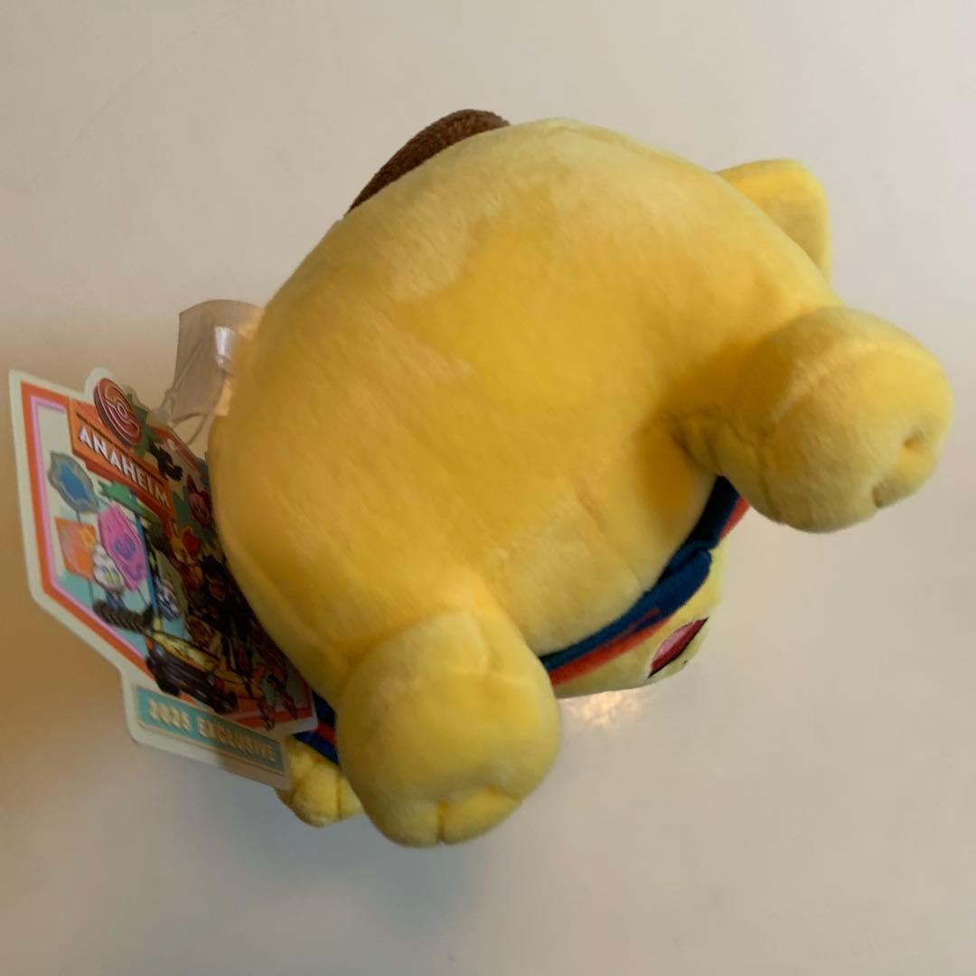 2025 WCS ピカチュウ　ぬいぐるみ