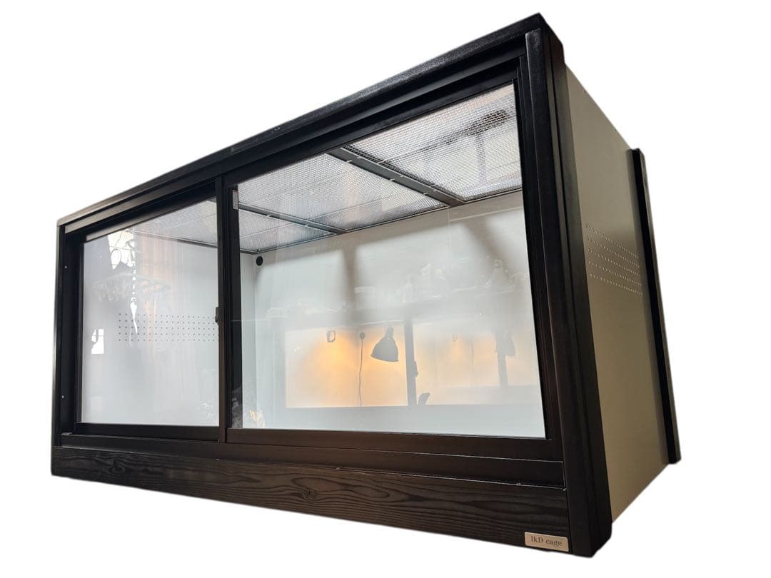 爬虫類ケージ 180×900×600 アルミサッシ仕様 オーダーページ