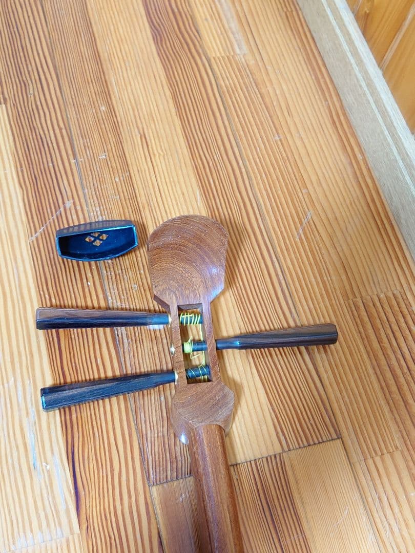 和楽器 三味線 ハードケース（鍵あり）付き ジャンク