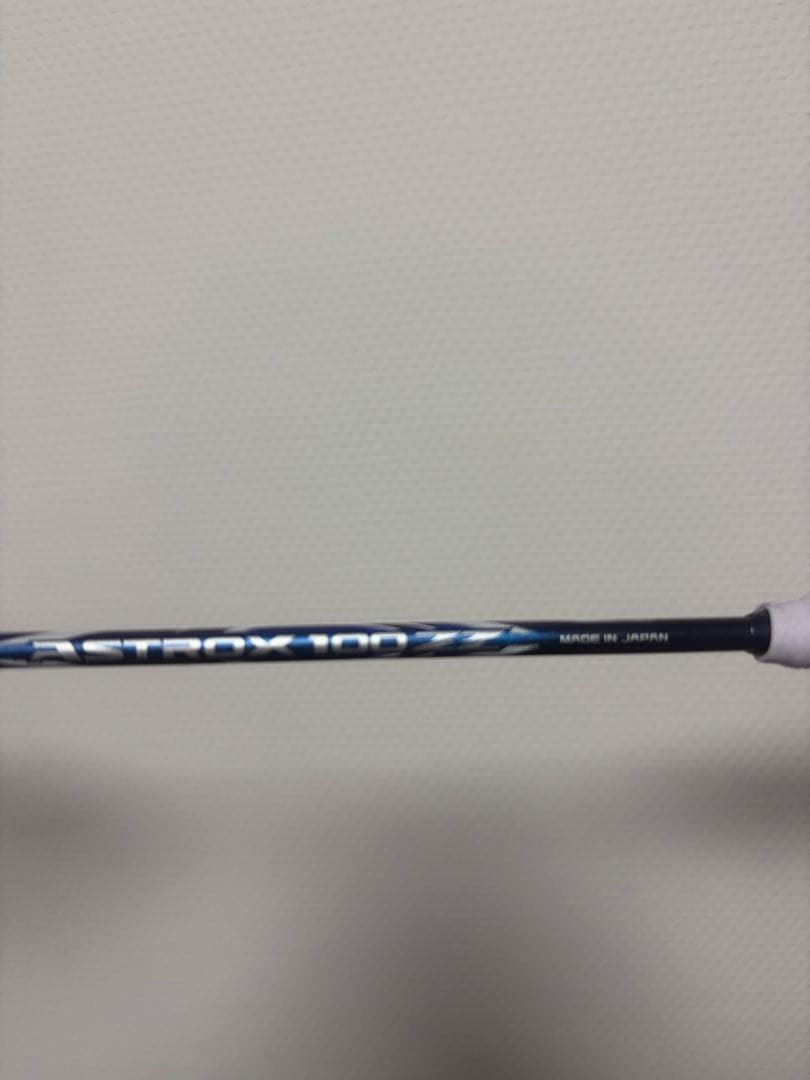 ASTROX 100ZZ ヨネックスバドミントンラケット