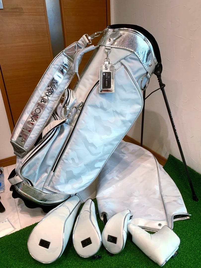 希少　ほぼ未使用　マークアンドロナ　MARK＆LONA パイソン　キャディバッグ